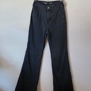Old Navy Ultra High-Rise Flare Trousers | Size 0